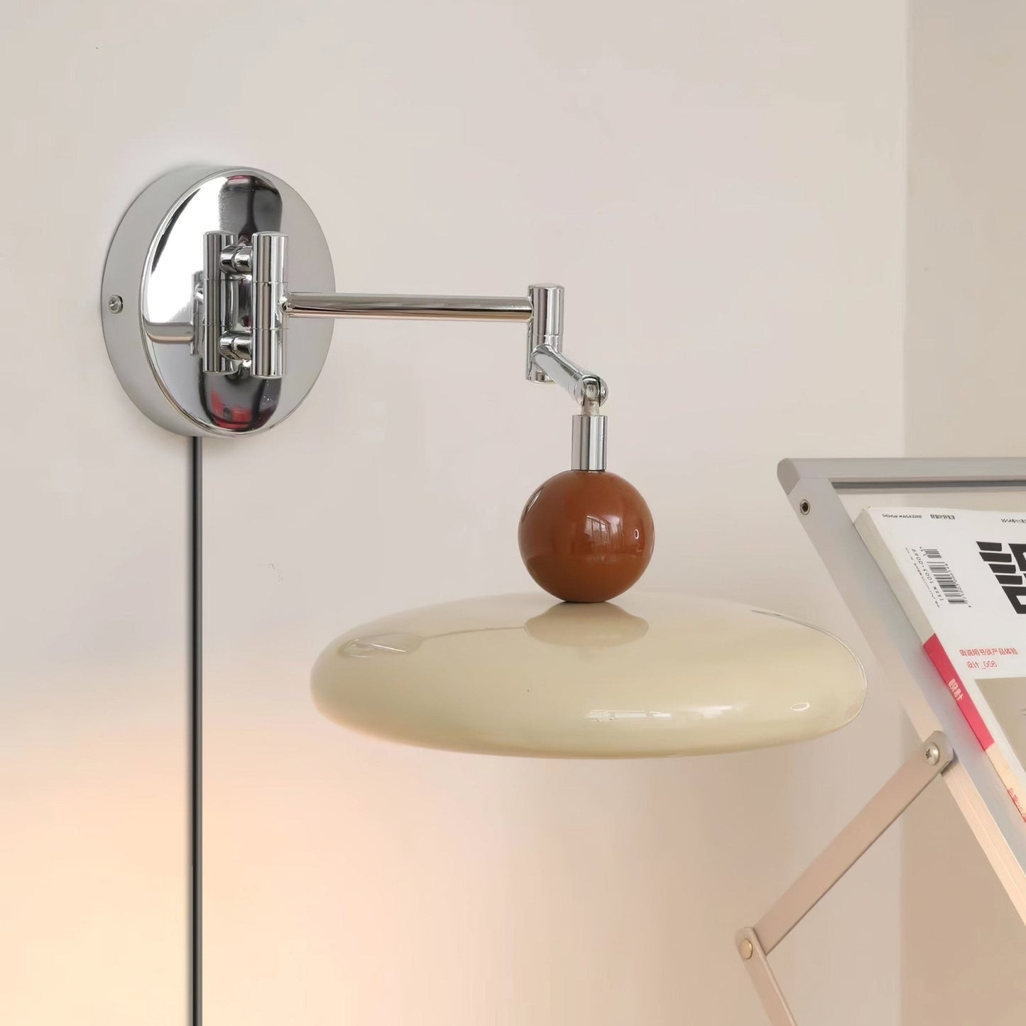 Lola Plug-in Wall Sconce