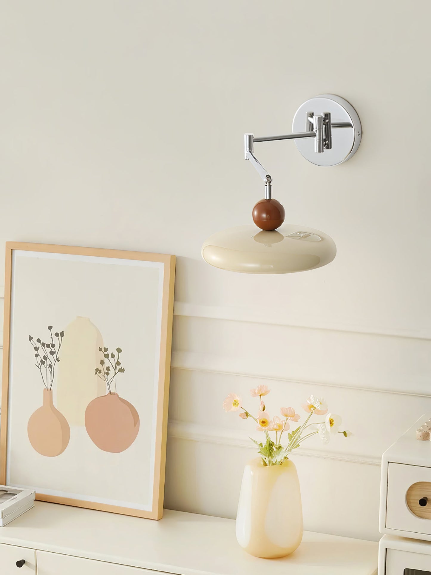 Lola Plug-in Wall Sconce