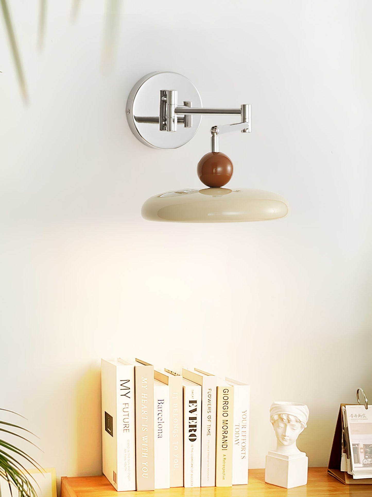 Lola Plug-in Wall Sconce