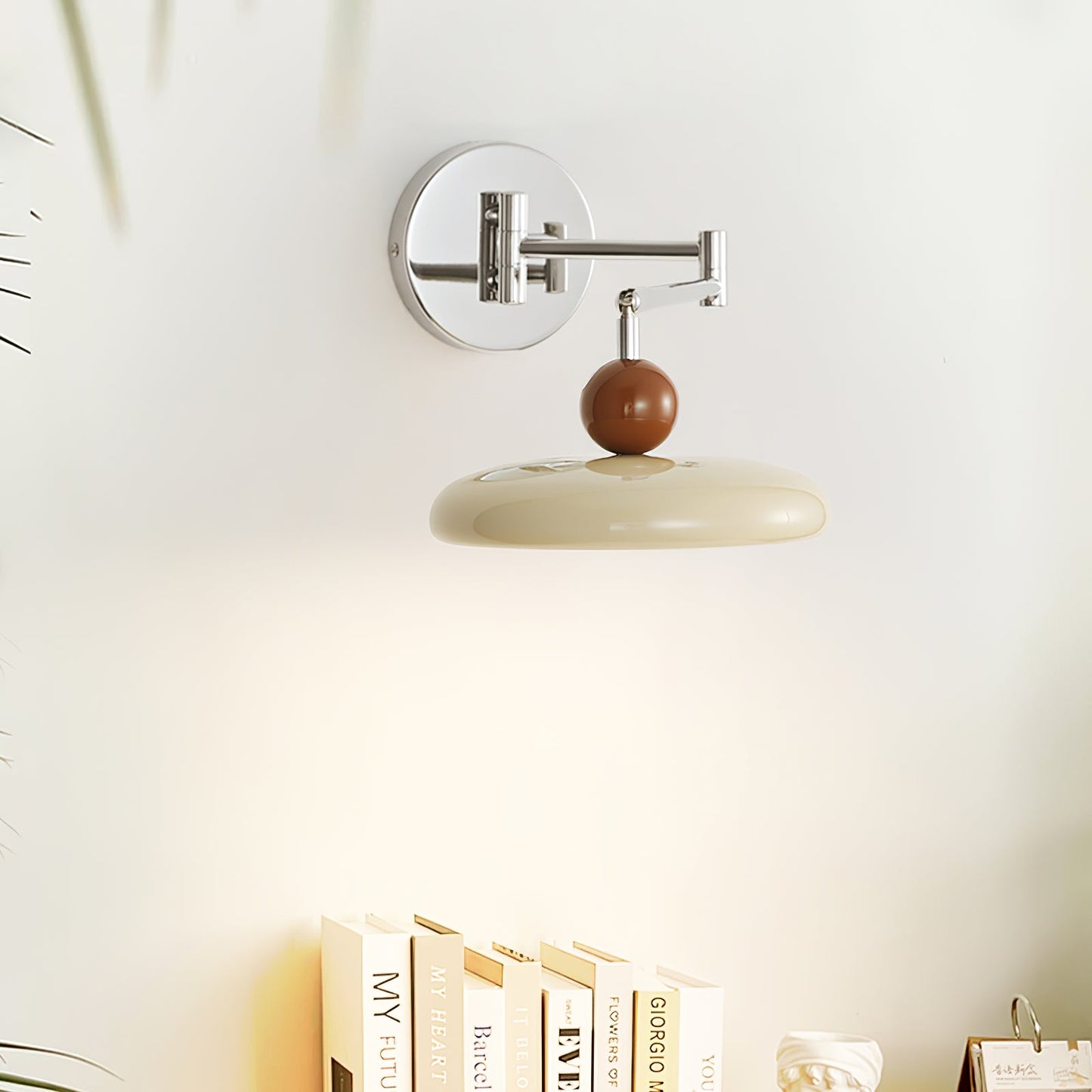 Lola Plug-in Wall Sconce