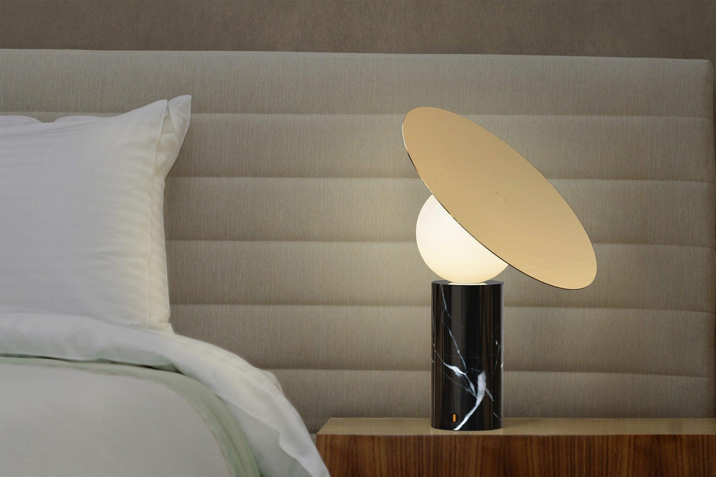 Bola Disc Table Lamp