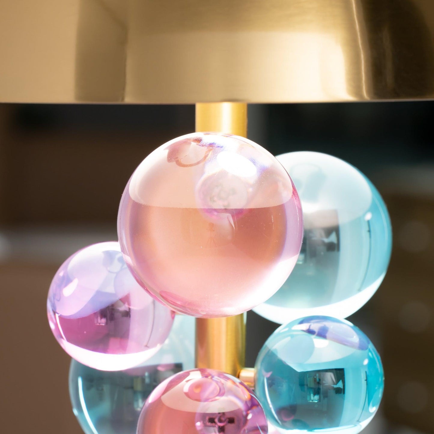 Globo Table Lamp